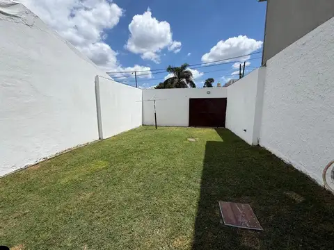 Depto Tipo Casa en Venta en Ituzaingo, USD 120.000