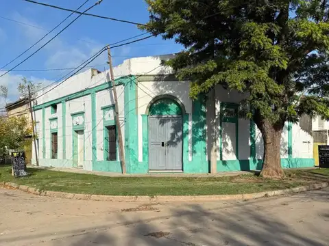 CASA EN ESQUINA SANTO TOME