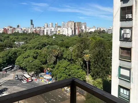 Borges 2400, 2 amb, balcón, super luminoso.