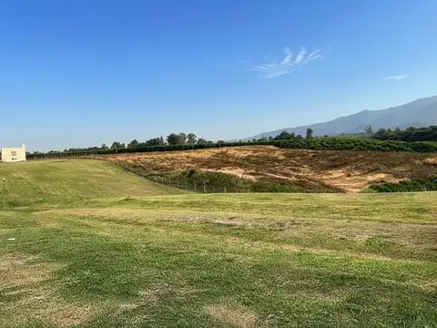 Terreno en Venta en Los Nogales, USD 20.000