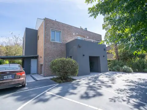 Casa en Venta en Los Sauces, USD 255.000