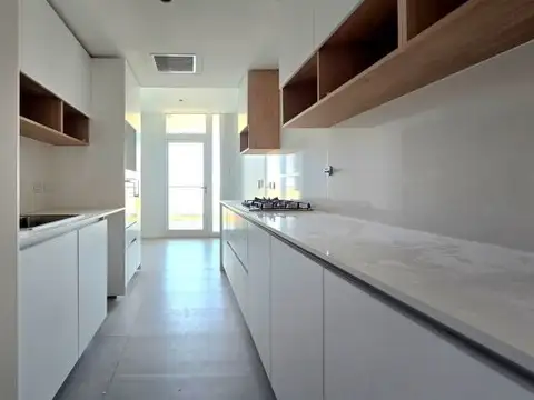VENTA SEMIPISO  4 AMB + DEPENDENCIA INFINITY TOWERS CON VISTA AL RÍO