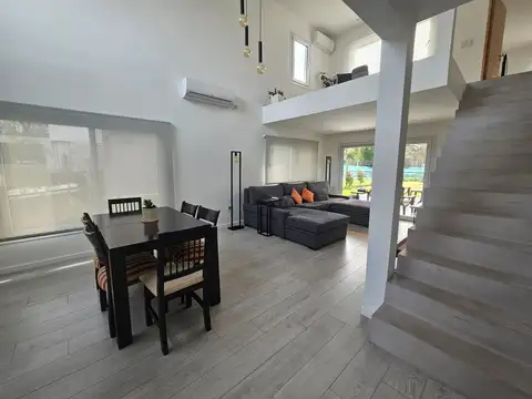 Casa en Venta en Benavidez, USD 269.000