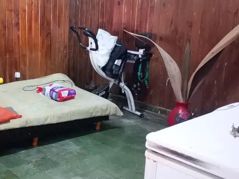 Casa en Venta en Alto Alberdi, USD 39.999