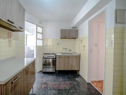 Oficina en Venta en Flores, USD 133.000