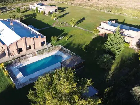 Quinta en Venta en Las Paredes, USD 950.000