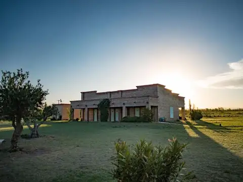Quinta en Venta en Las Paredes, USD 950.000
