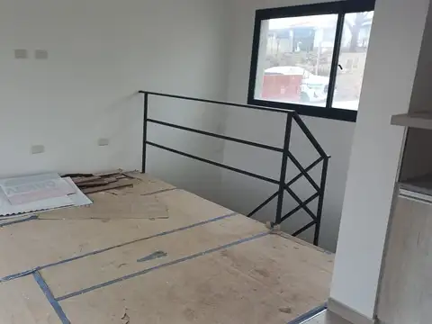 Casa a la venta en Villa Parque Siquiman. (C286)