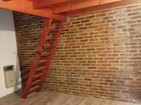 Casa 3 ambientes céntrica