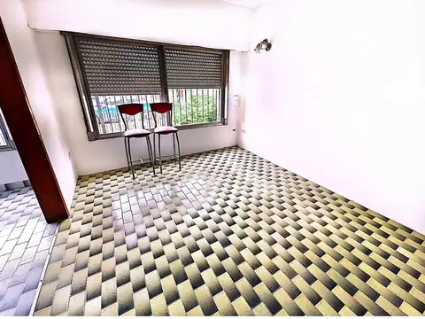 VENTA CASA SOBRE LOTE PROPIO , 164M2 CONSTRUIDOS