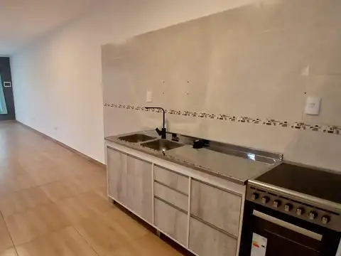 Departamento en Alquiler en Ingeniero Maschwitz, $ 850.000