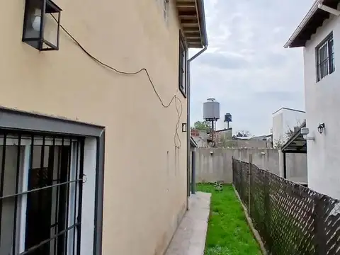 Duplex en Alquiler c/entrada de auto - Ingeniero Maschwitz - Escobar.