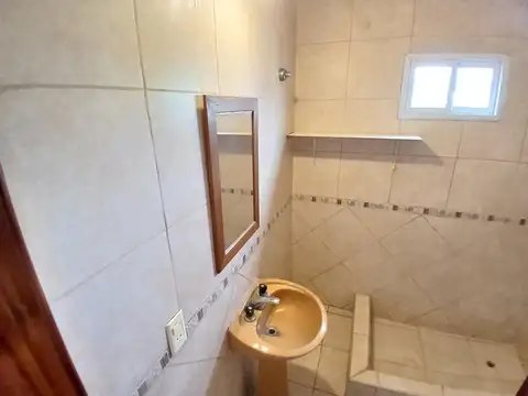Depto Tipo Casa en Alquiler de 1 dormitorio