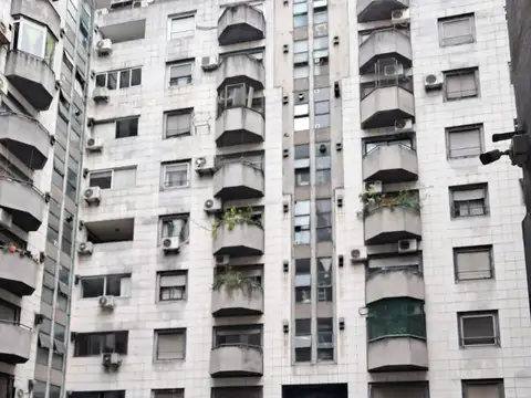 Avenida Rivadavia 1400