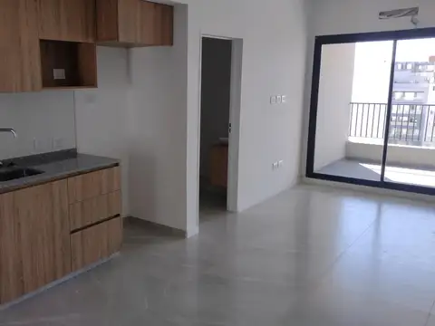 Departamento en Alquiler en Parque Chacabuco, $ 800.000