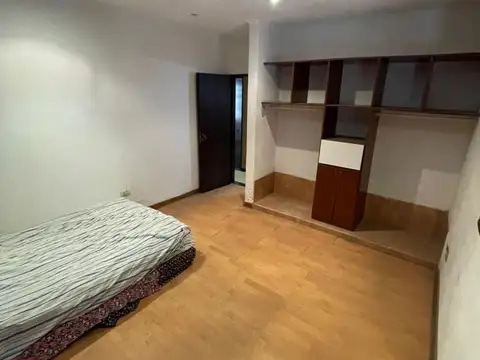 CASA 2 DORMITORIOS EN MELCHOR ROMERO - LA PLATA