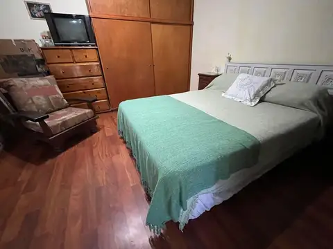 Casa en Venta en Castelar, USD 85.000