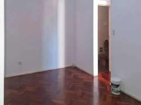 Castro 2200, Piso 6