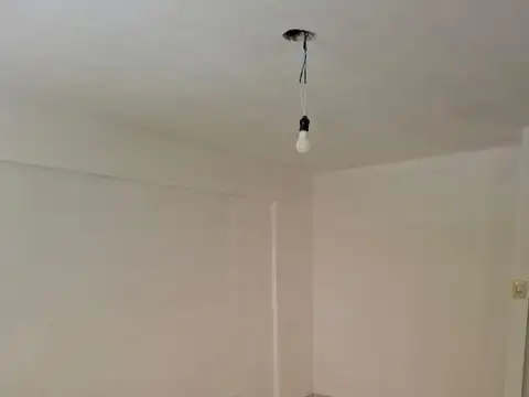 Departamento 5 ambientes con 1 baño