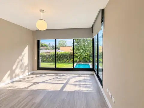 Casa en Alquiler al Oeste
