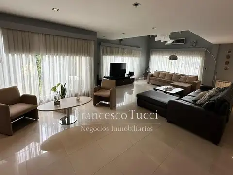 Casa en venta 5 ambientes Country San Patricio