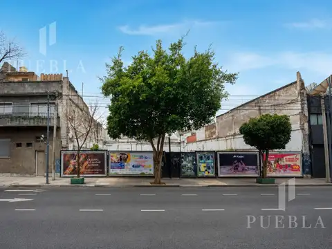 Venta terreno – Av. Jujuy al 1900 Parque Patricios. Ideal desarrollo corporativo o residencial