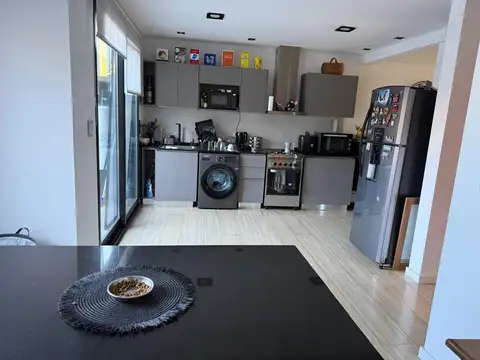 Departamento en Alquiler de 3 dormitorios
