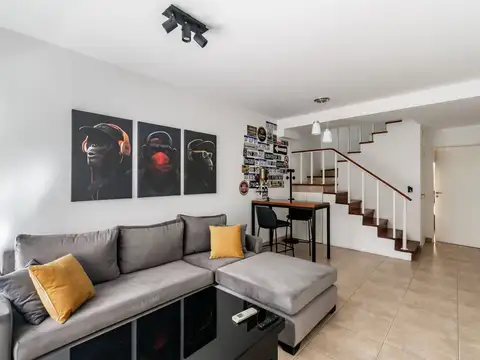 Venta duplex 3 amb guardacoche patio v.devoto