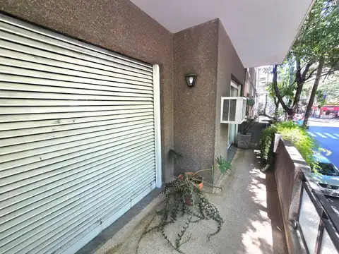 Casa 6 ambientes con 2 baños