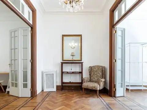 Departamento en Venta de 6 ambientes