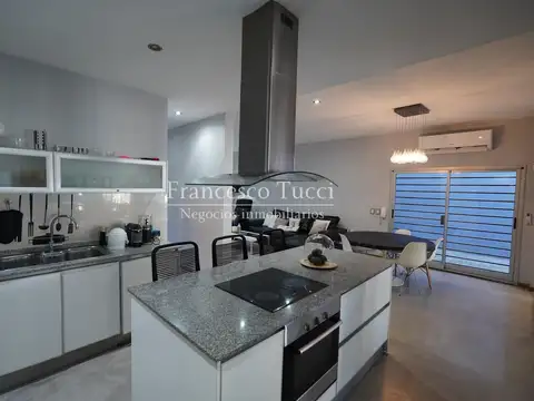 Casa en Alquiler al Norte