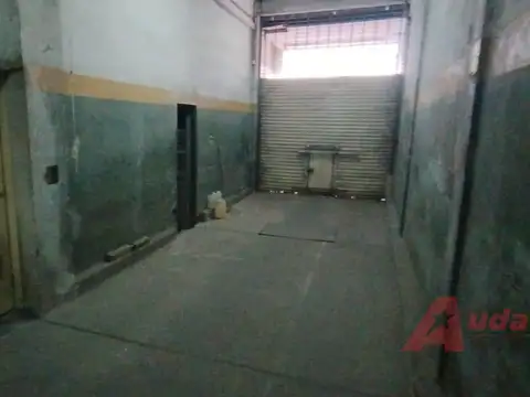 Local en Venta en Flores, USD 550.000