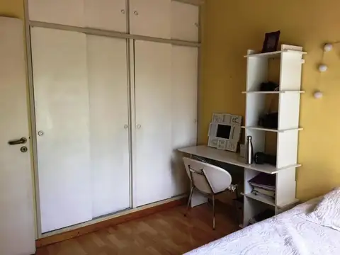 Casa 6 ambientes con 1 baño