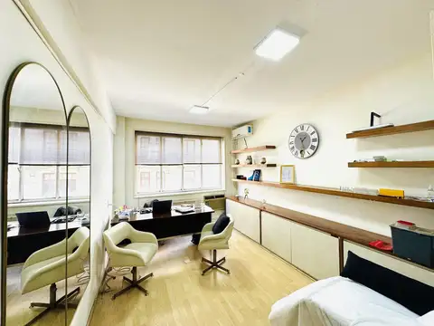 Oportunidad / Oficina 6 Ambientes/ Sala de Reuniones/ Perfectas Condiciones.