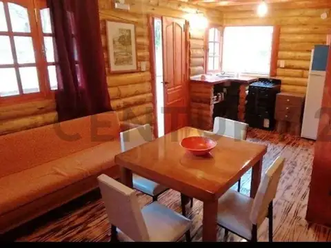 Casa 2 ambientes con 1 baño