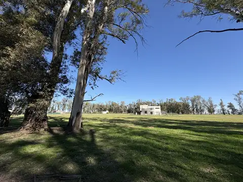 Terreno en Venta en Los Tres Pinos, USD 23.000