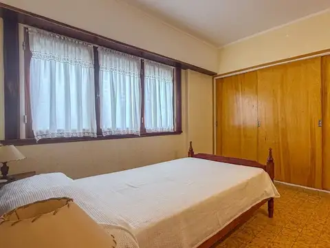 Venta depto 2 amb en Miramar balcón y vista al mar
