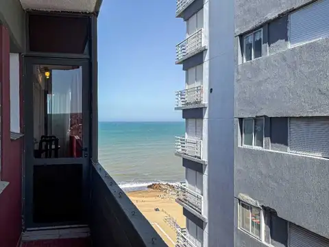 Venta depto 2 amb en Miramar balcón y vista al mar