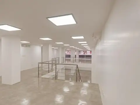 Oficina Monoambiente con 4 baños