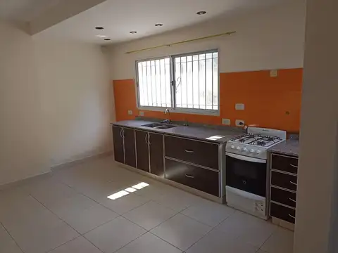 Depto Tipo Casa en Venta 6 años