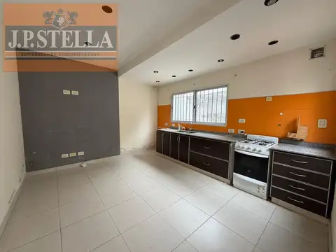 Depto Tipo Casa en Venta 6 años