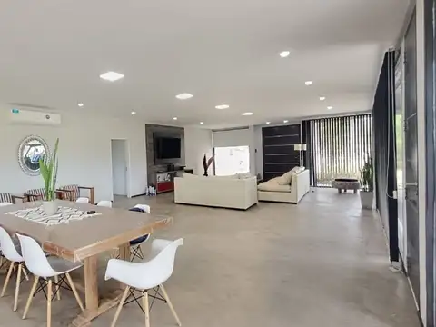 Alquiler Casa Costa Esmeralda