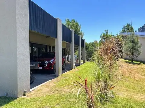 Casa en Alquiler de 3 dormitorios