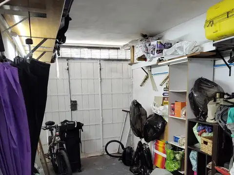 Casa en Alquiler con 1 cochera