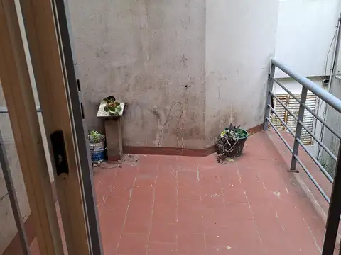 Depto Tipo Casa en Venta 60 años