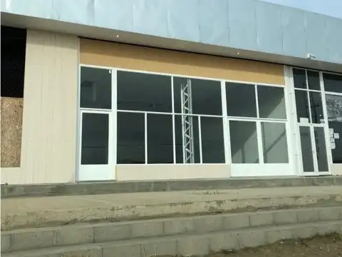 ALQUILER LOCAL 180M2 SOBRE ACCESO R12