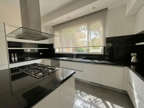 Venta casa B° Club de Campo Guaymallén Mendoza