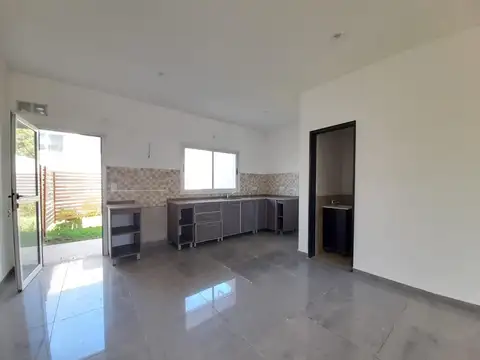 Depto Tipo Casa en Venta de 4 ambientes