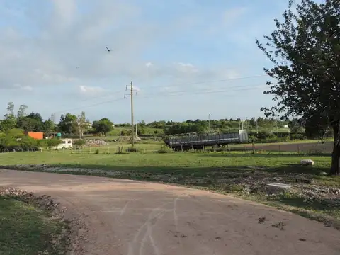 Avenida Enrique Chaplin 2500