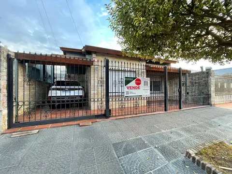 Casa - Venta - Argentina, Malvinas Argentinas - Rondeau 2575